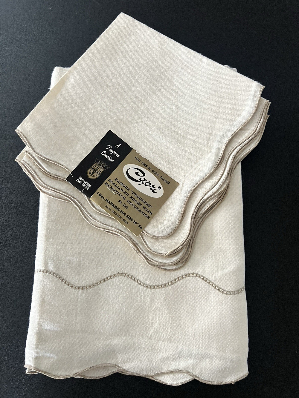 Cypri Progress Ecru Linen Tablecloth Scalloped Edge w/ 4 Matching Napkins NWT